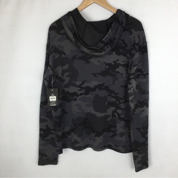 Athletic Works Women’s Soft Hoodie Top Bundle of 2 Black Gray Camo NEW Sz Medium - Picture 13 of 16